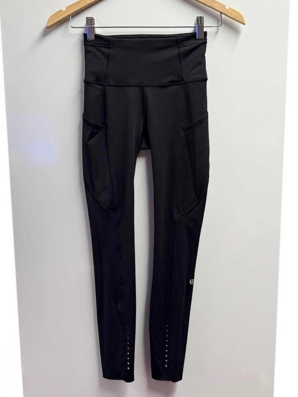 Lululemon High Rise Leggings 25” Black Size 2